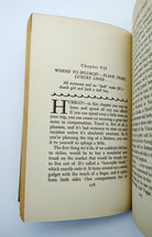 Chapter 7 of the first edition of Yates' The World Is Your Oyster (1939)