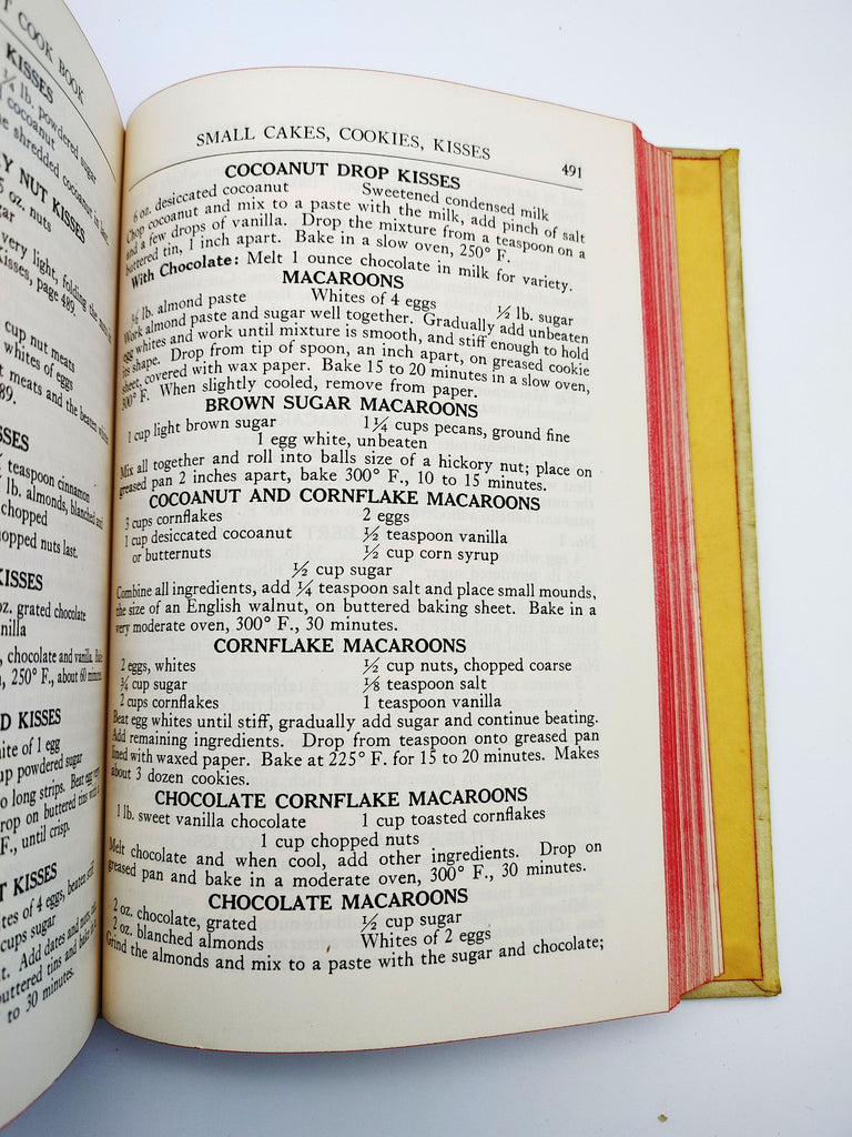 Macaroon recipes from a 1940s edition of The Settlement Cook Book (1949)