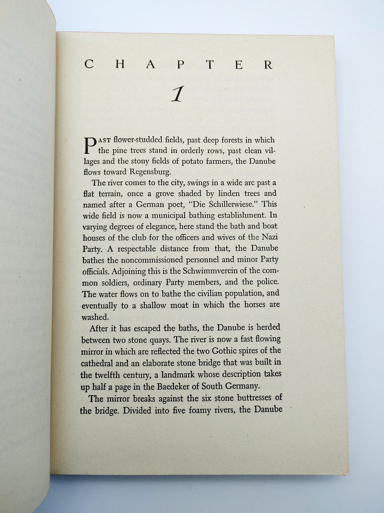 Chapter 1 of the first edition of Bemelmans's Blue Danube (1945)