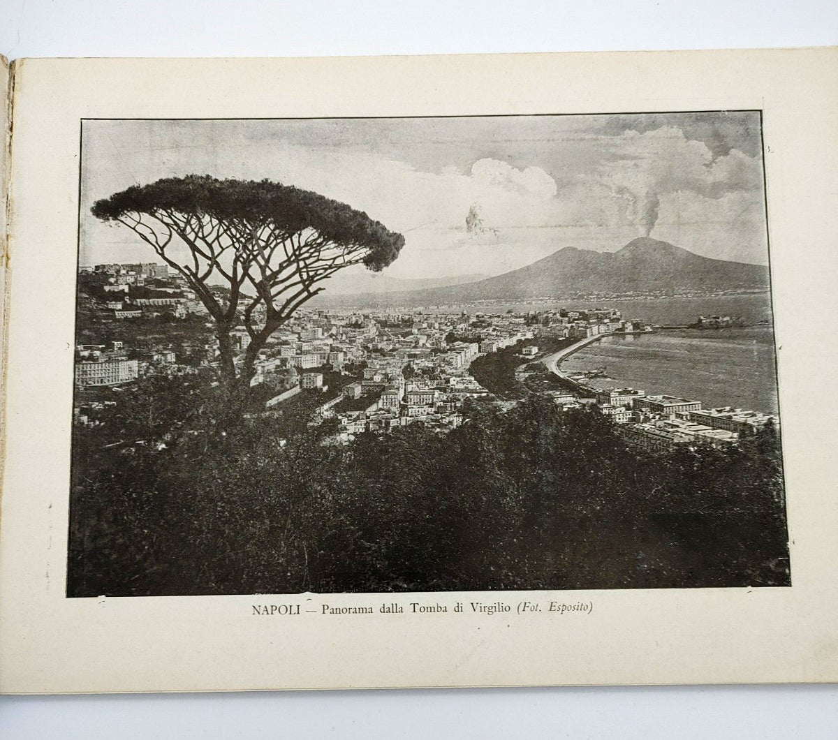 Photographic illustration of Naples from Napoli e Dintorni (circa 1895)