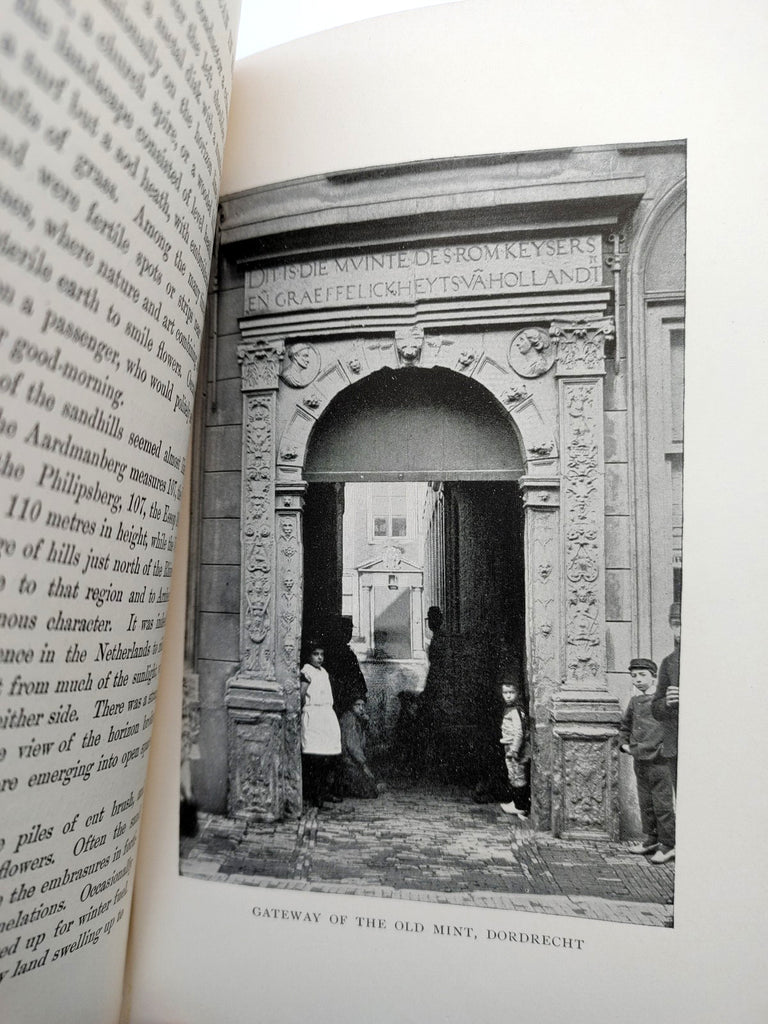 Photographic illustration of the Old Mint gateway in Dordrecht from the first edition of William Griffis's The American in Holland (1899)