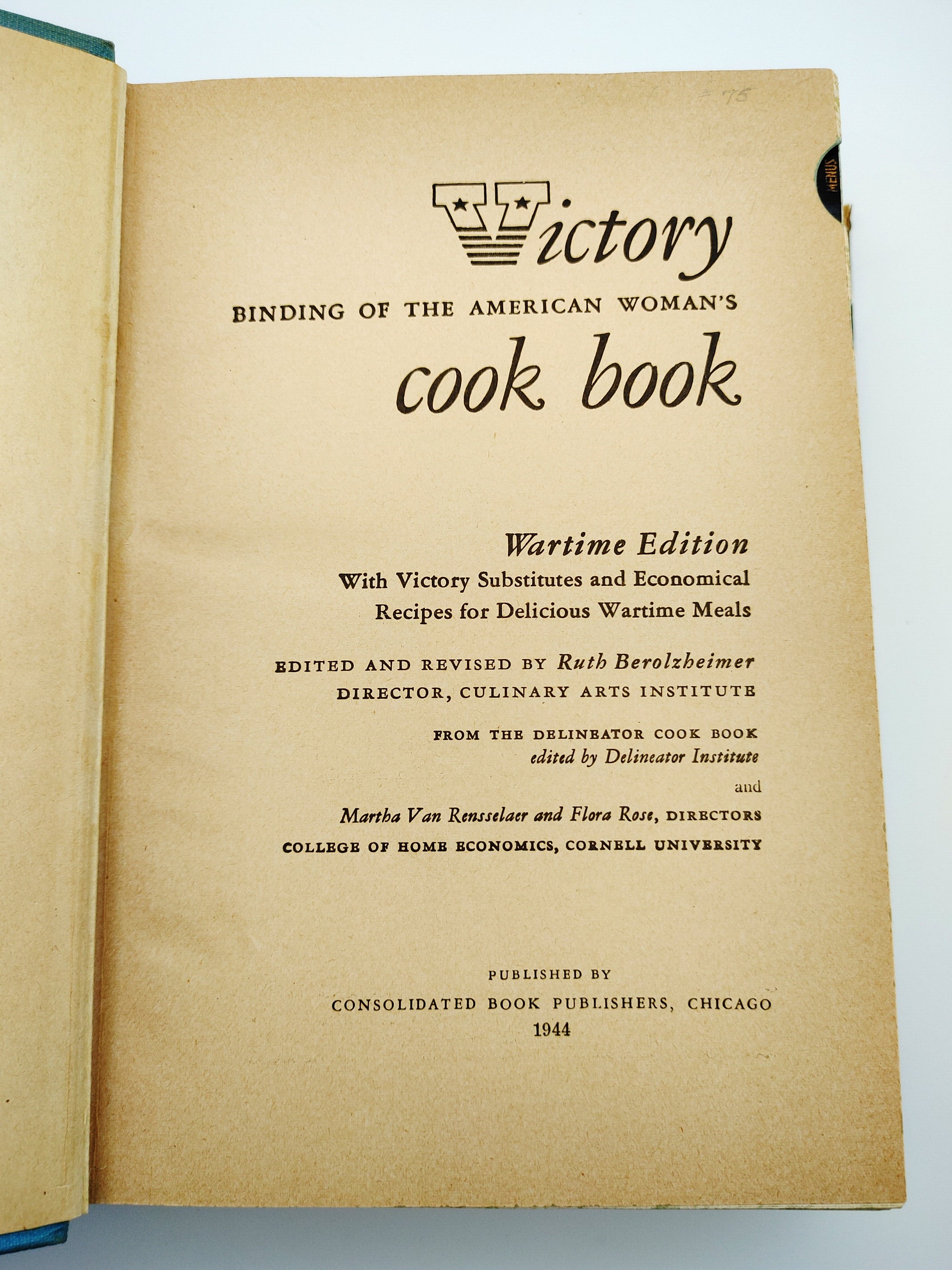 Title page from the wartime edition of American Woman's Cook Book (1944)